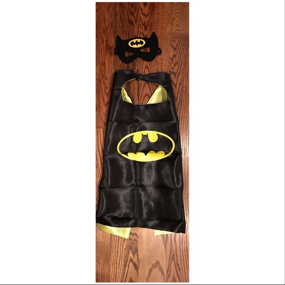 🎁🎉 Justice League Kids Cape/Mask Sets - Picture 6 of 7